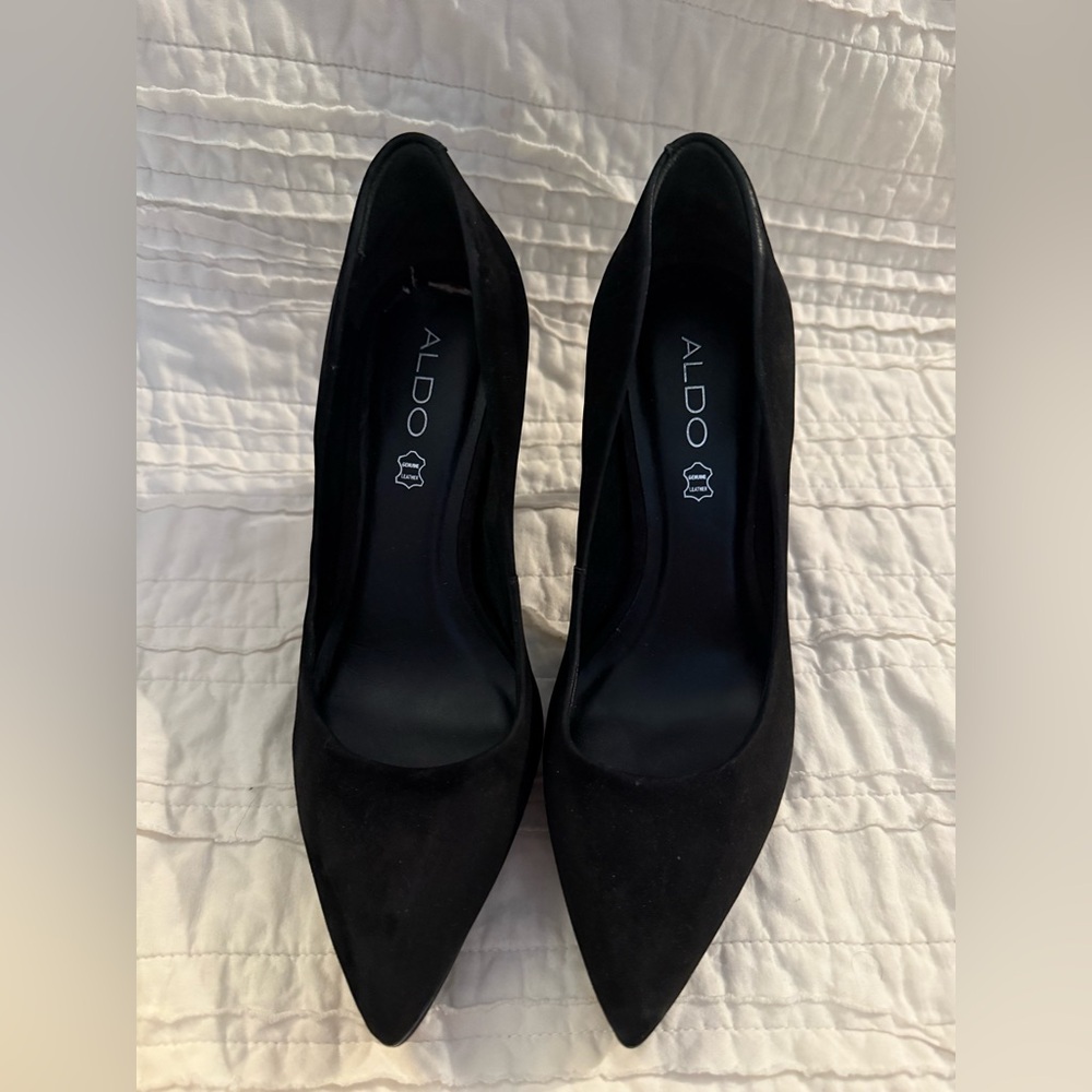 Aldo Black Pointed-Toe Heels Elegant Suede